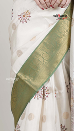 Cream Dola Silk Saree with Kalamkari Art Prints | Classic Ethnic Wear Saree | Vayyaarie Sarees