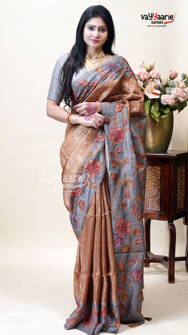 Tusser Saree for Graceful Festive Looks Hover Image