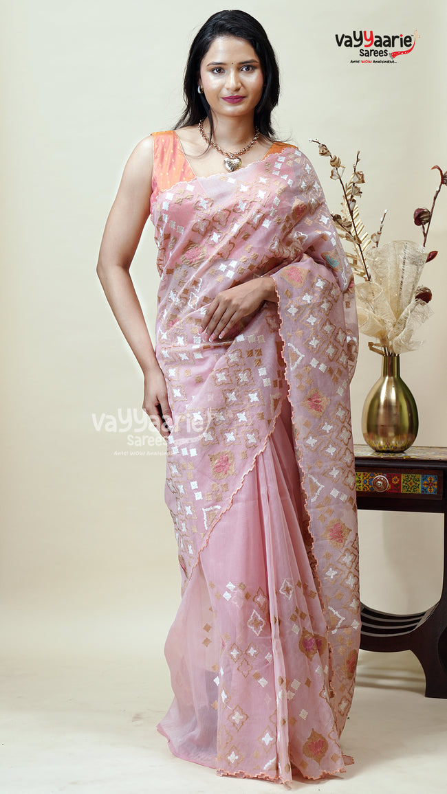 Linen Silk Saree for Smart Occasion Looks Hover Image