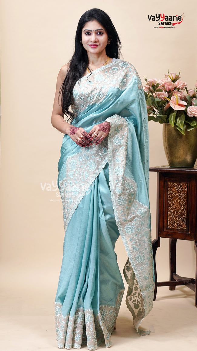 Designer Dola Silk Saree for Grand Occasions Hover Image