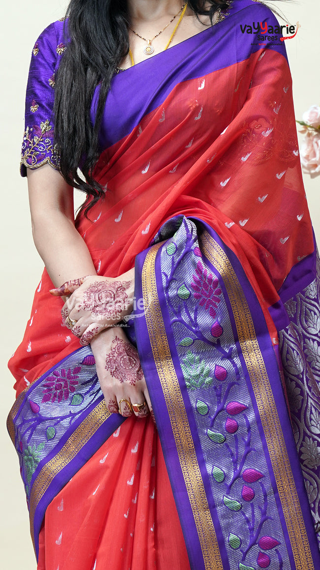 Pink Kuppadam Handloom Saree for Festivities Main Image