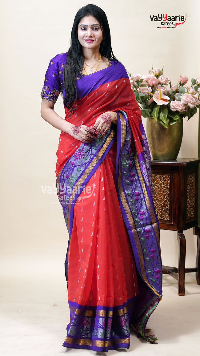 Pink Kuppadam Handloom Saree for Festivities Hover Image
