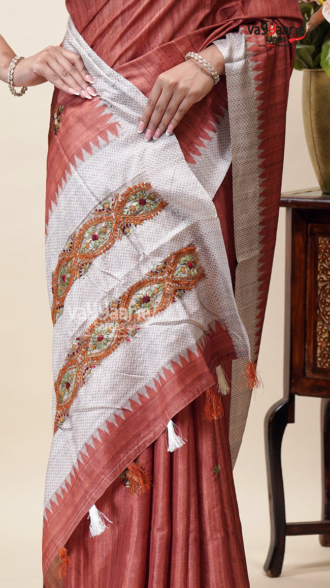 Bright Dola Silk Saree for Festive Dressing Main Image