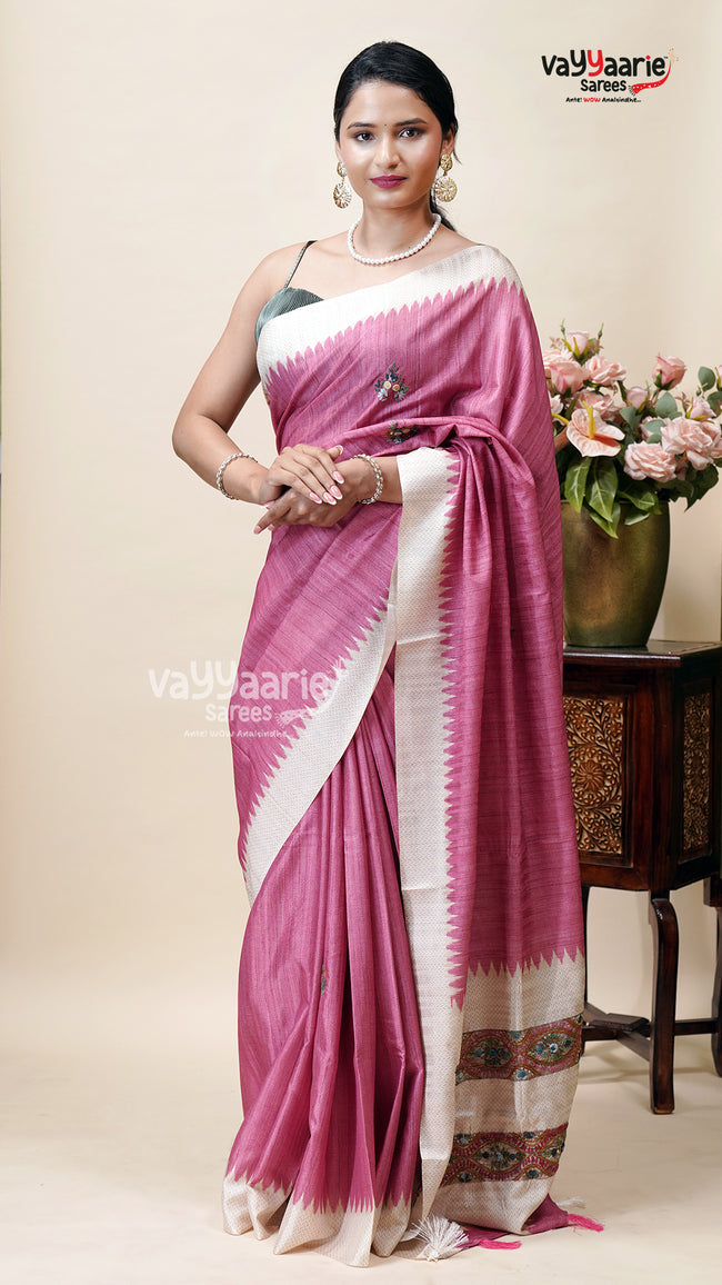 Dola Silk Saree for Traditional Functions Main Image