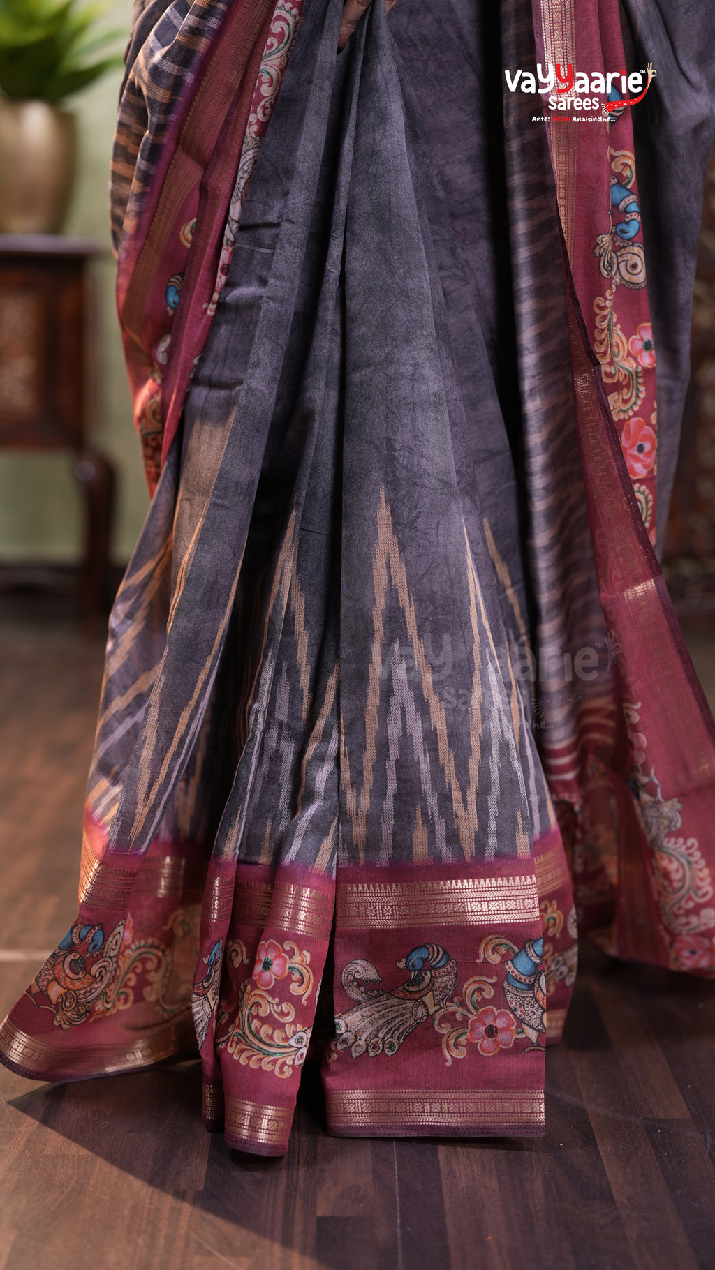 Grey Chanderi Silk Handloom Saree Design