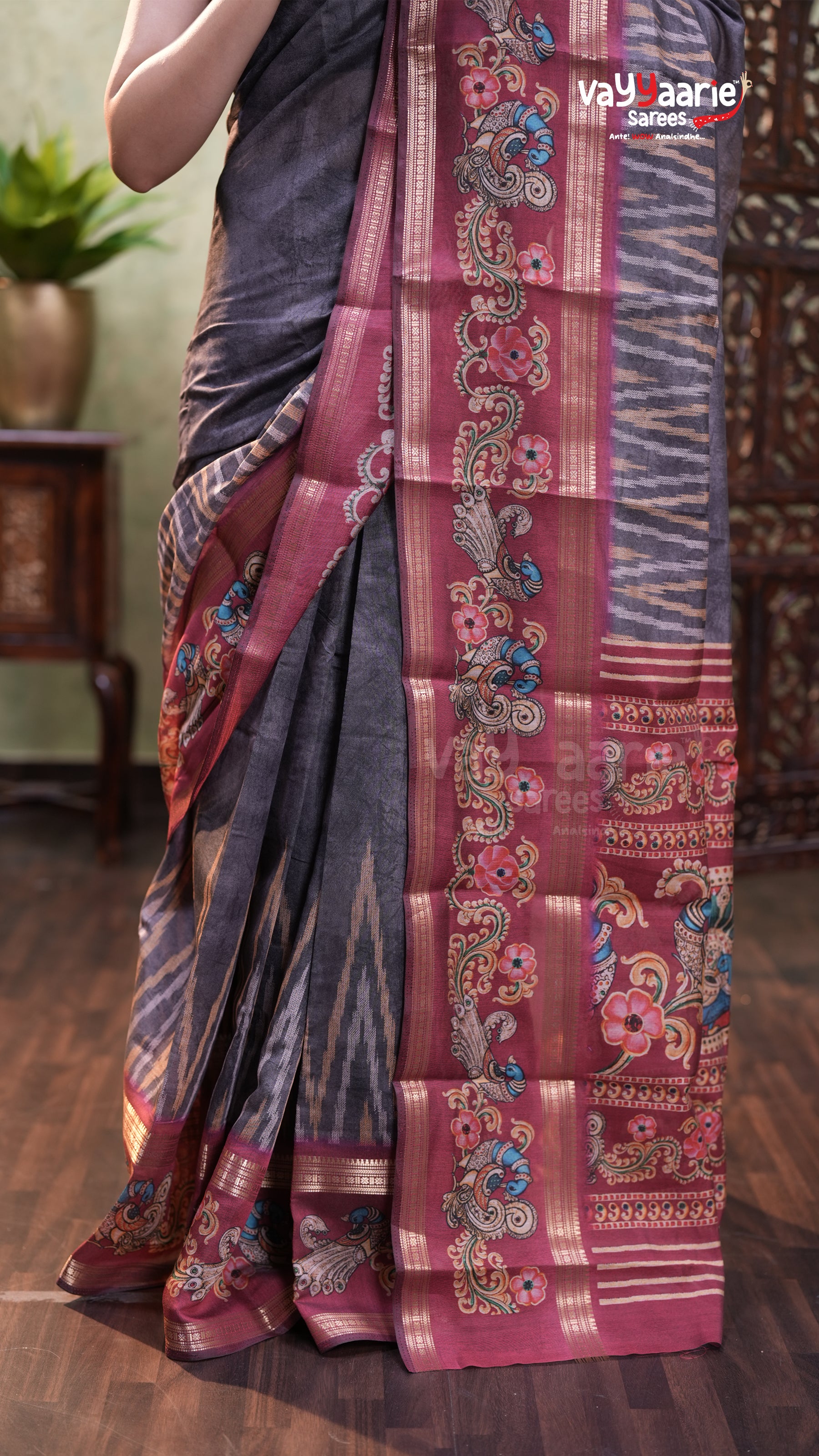 Grey Chanderi Silk Handloom Saree Design
