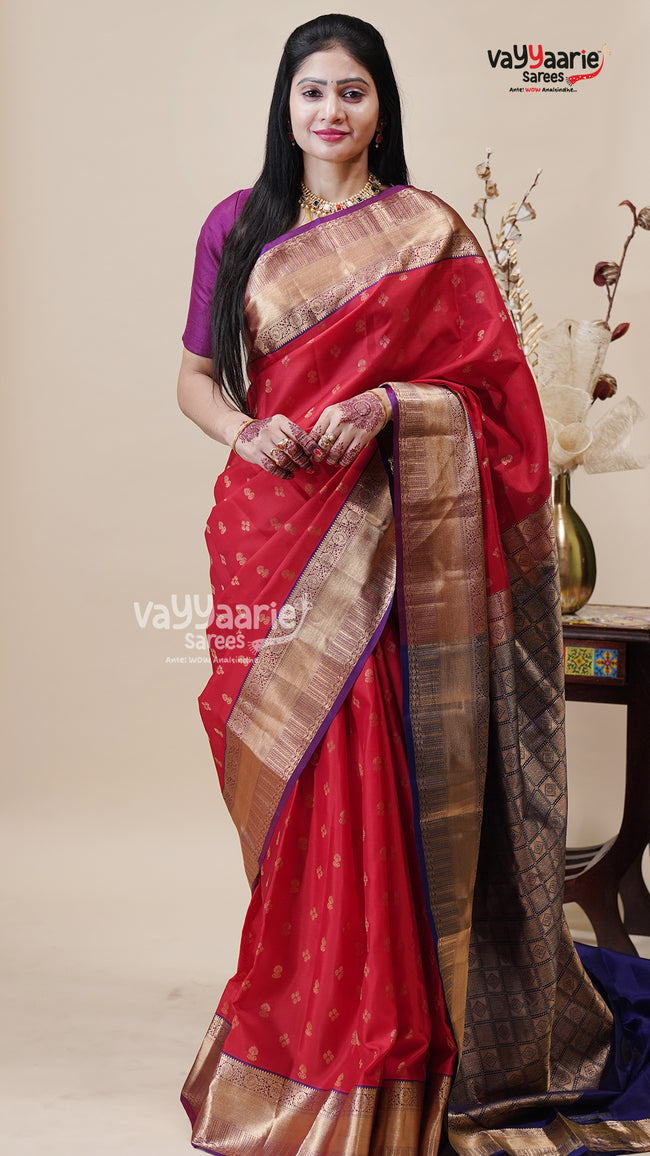Red Pattu Traditional Saree for Party Wear Hover Image