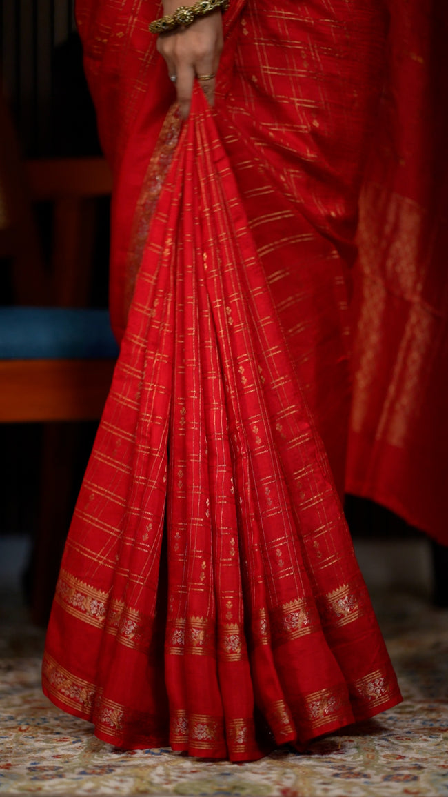 Red Checked Saree with Golden Zari Border Main Image
