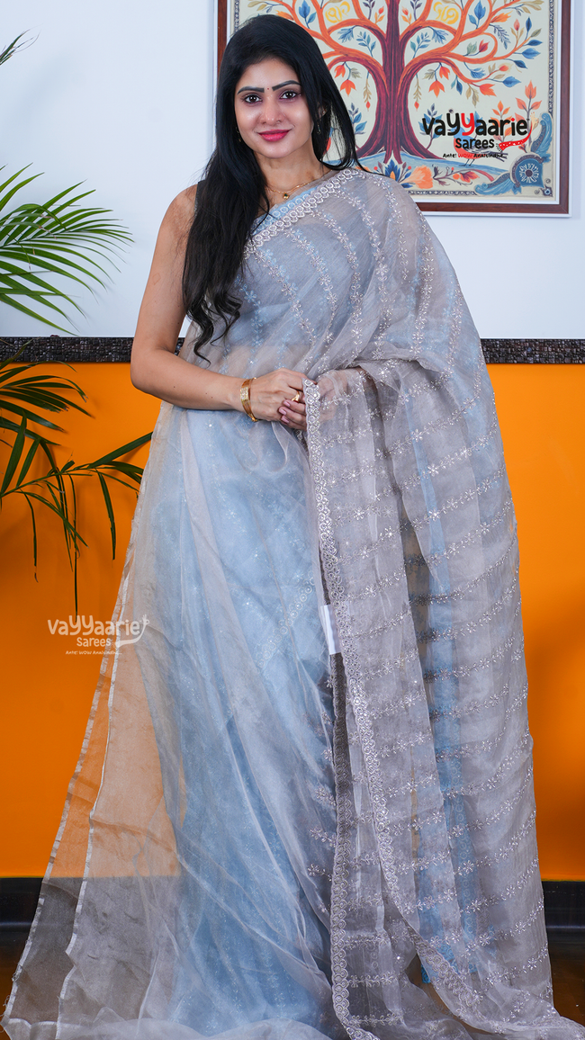 Grey Chiffon Saree with Kalamkari Art Prints | Festive Ethnic Wear Saree | Vayyaarie Sarees Hover Image