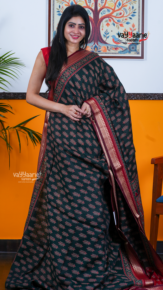 Dark Green Chanderi Silk Saree with Kalamkari Art Prints | Classic Ethnic Wear Saree | Vayyaarie Sarees Hover Image