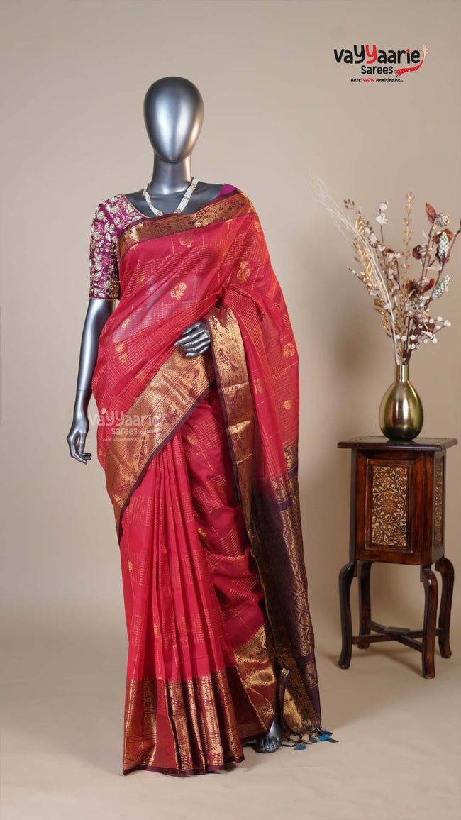 Red Kuppadam Handloom Saree for Special Occasions Hover Image