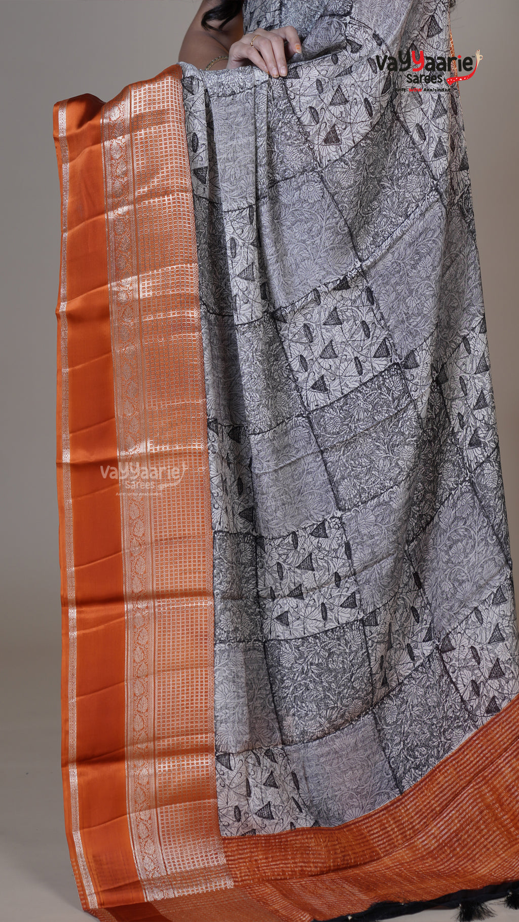 Black Chiffon Fancy Saree for Family Functions