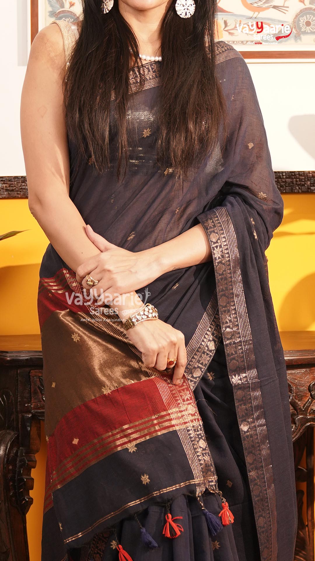 Navy Blue Tusser Saree | Classic Handloom Saree | Vayyaarie Sarees