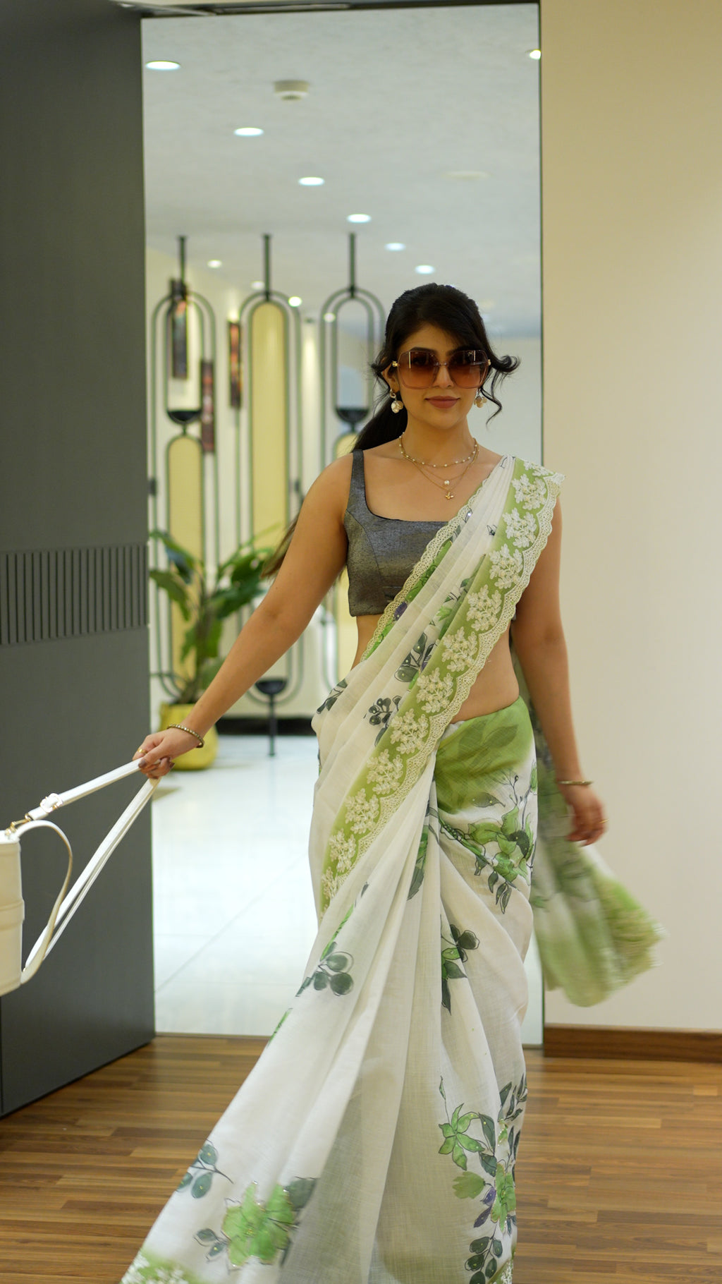 Green Semi Linen Handloom Saree for Festive Wear