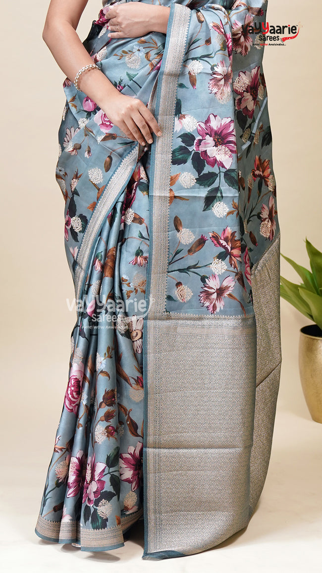 Grey Organza Saree for Gifting and Parties Main Image