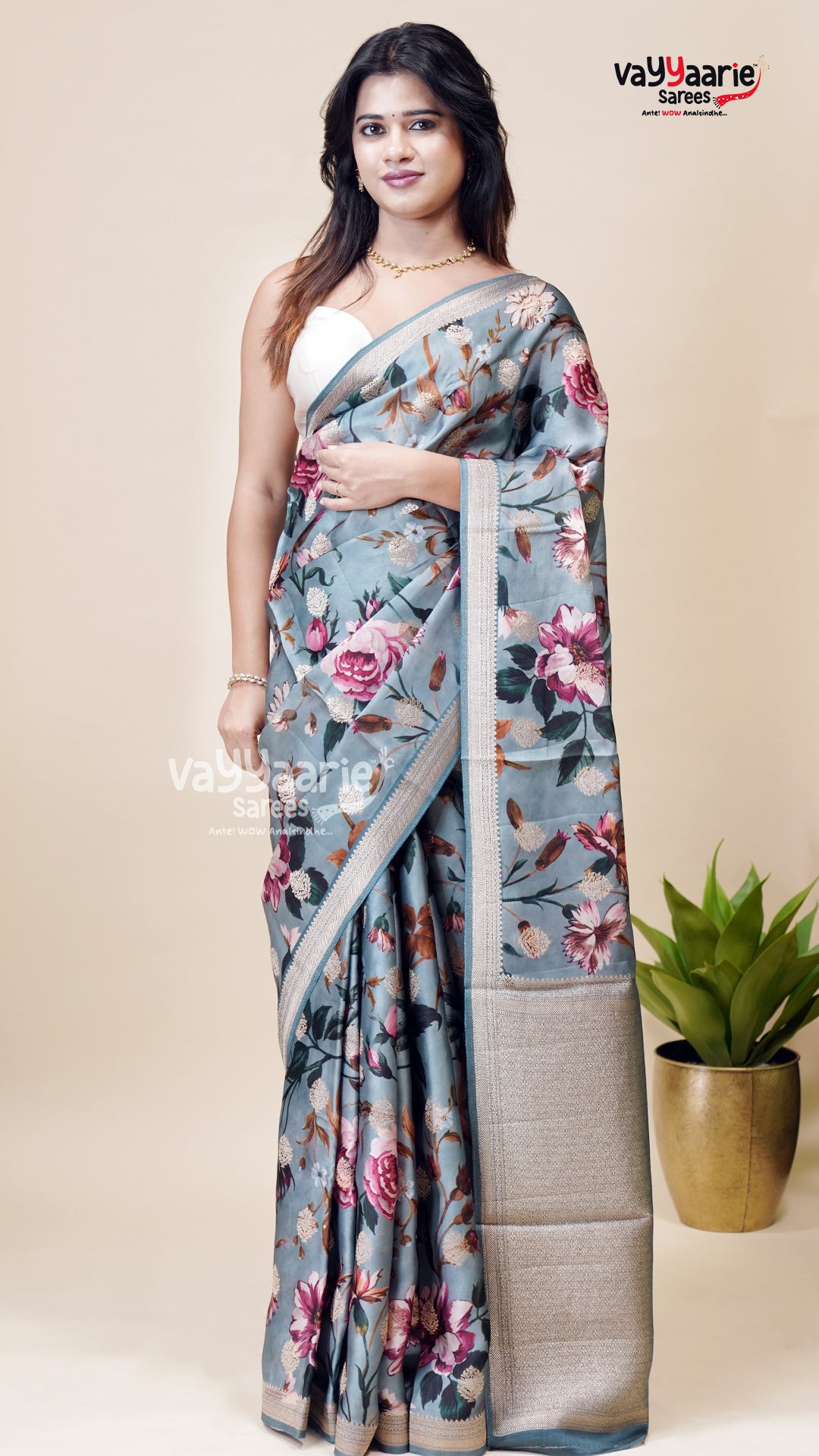 Grey Organza Saree for Gifting and Parties