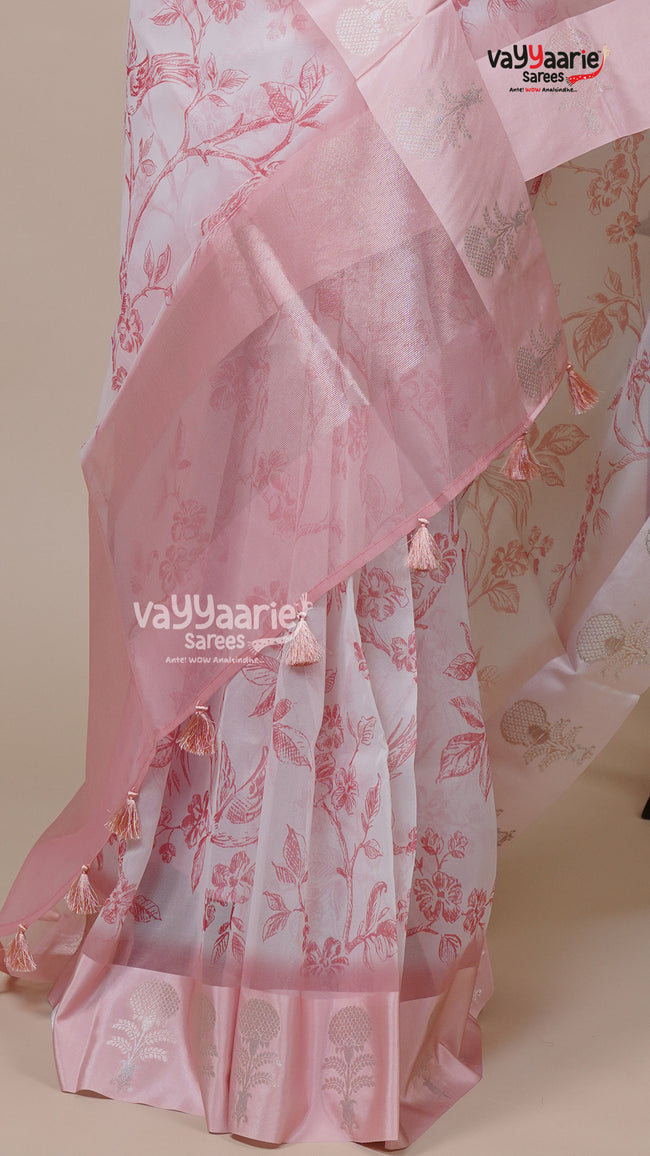 Artful Kora Saree for Family Functions Main Image