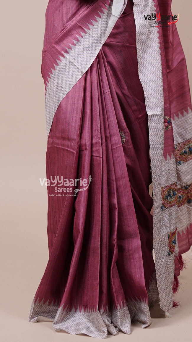 Elegant Dola Silk Saree for Stylish Events Main Image