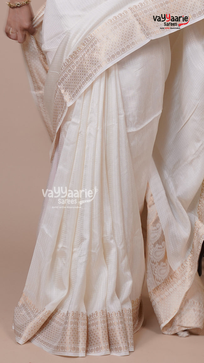 Crepe Saree for Celebrations Main Image