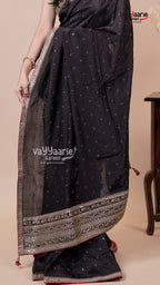 Crepe Saree for Party Wear