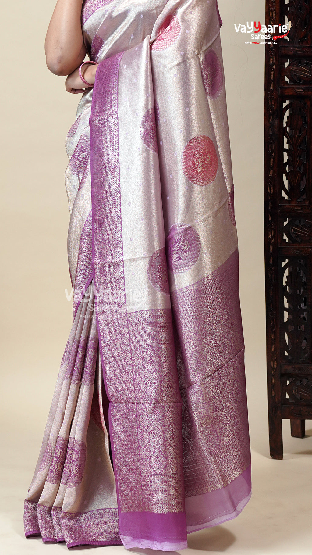 Multicolour Tissu Saree for Festive Looks