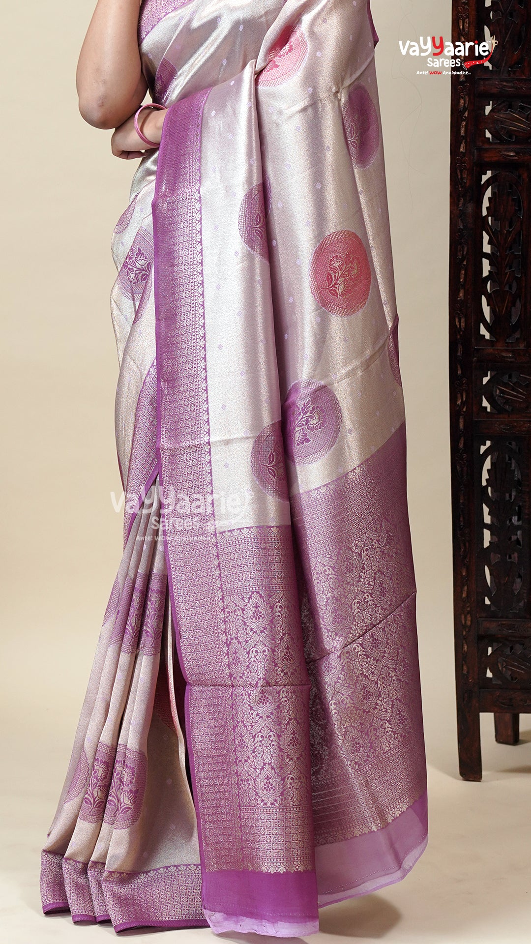 Multicolour Tissu Saree for Festive Looks