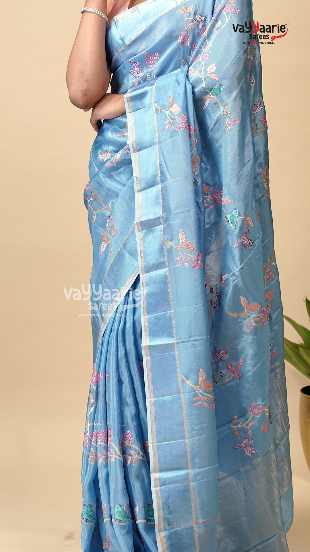 Soft Drape Multicolour Tissu Saree