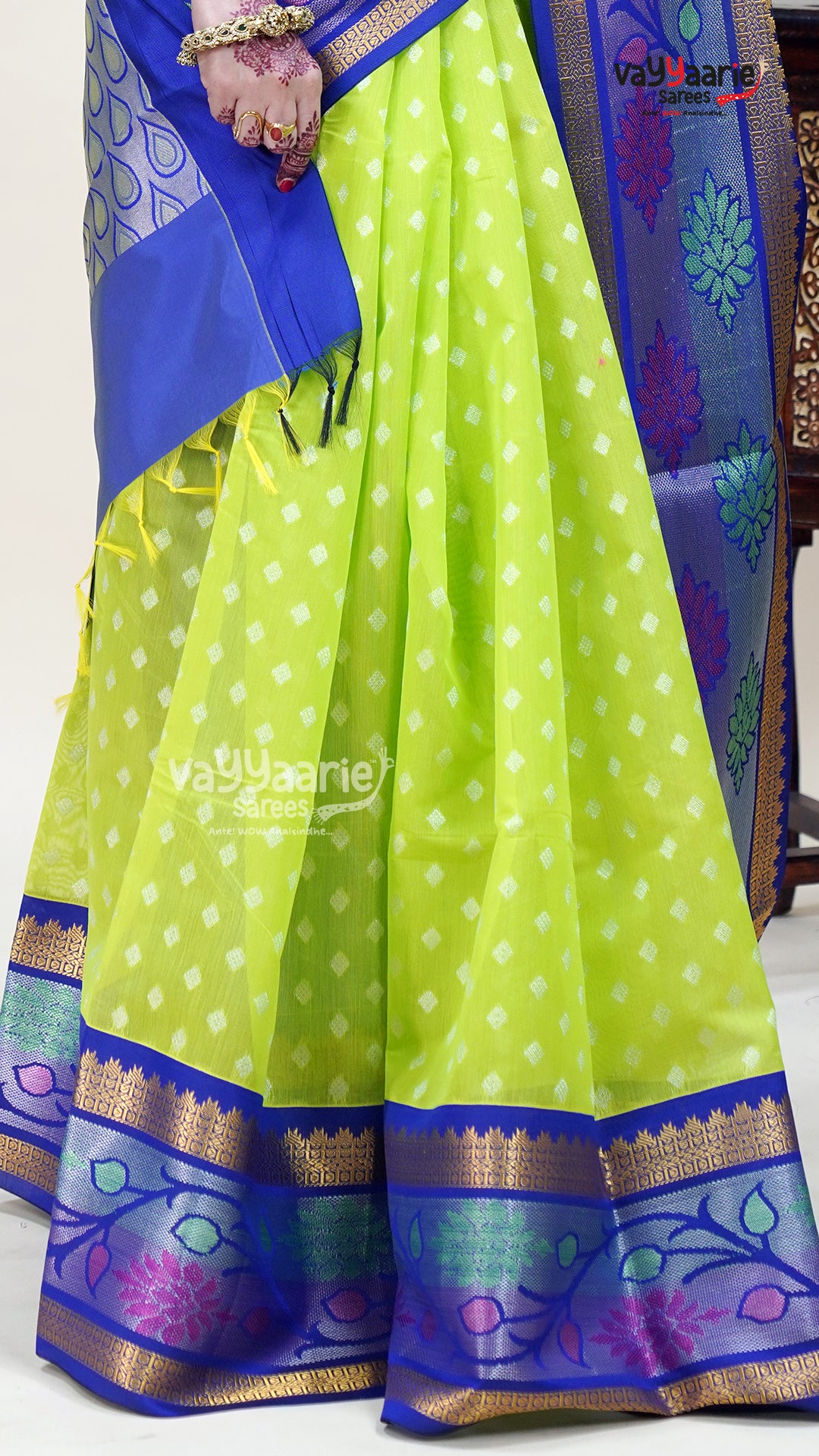 Parrot Green Kuppadam Saree for Festive Wear