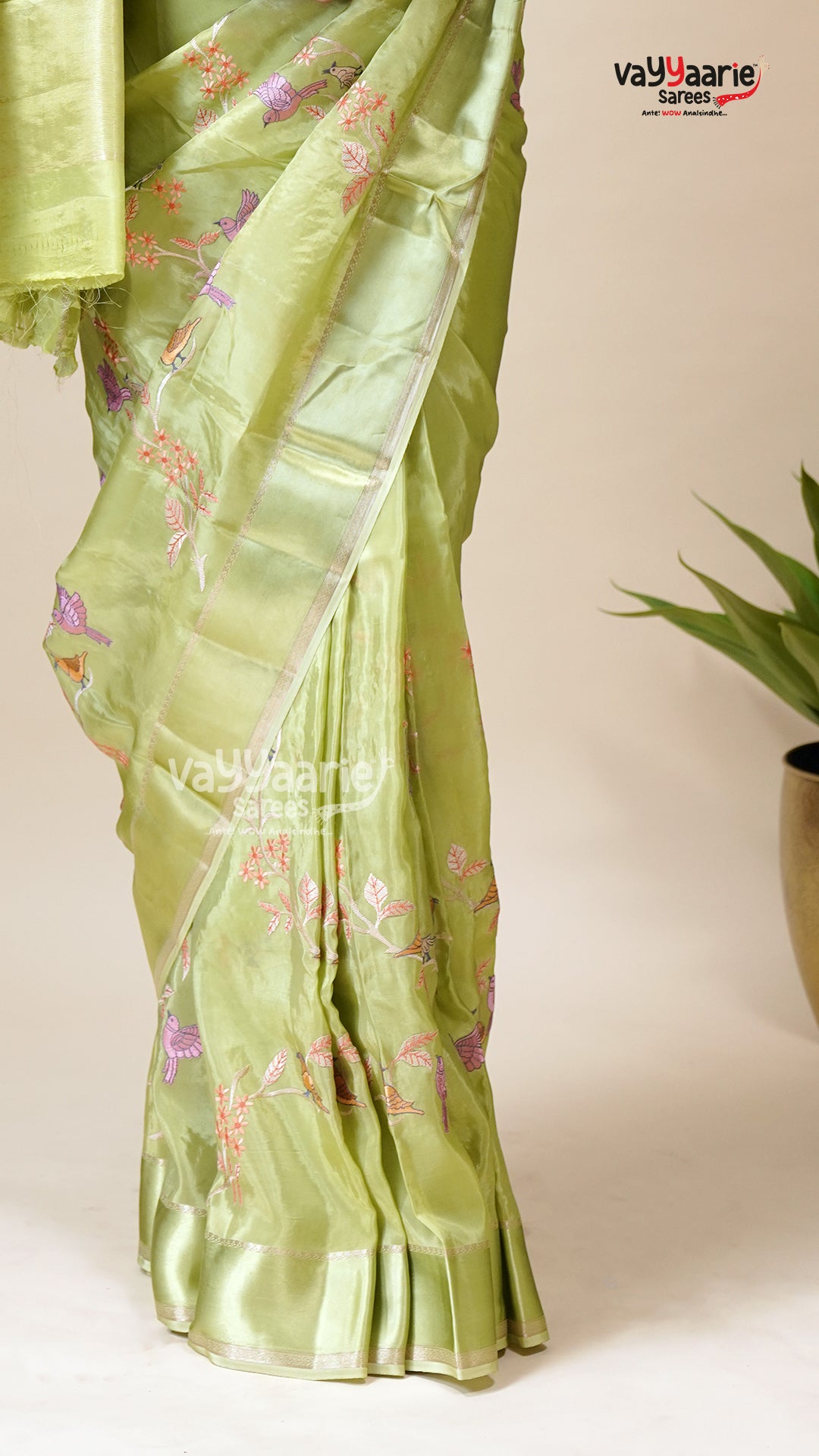 Multicolour Tissu Saree for Elegant Looks