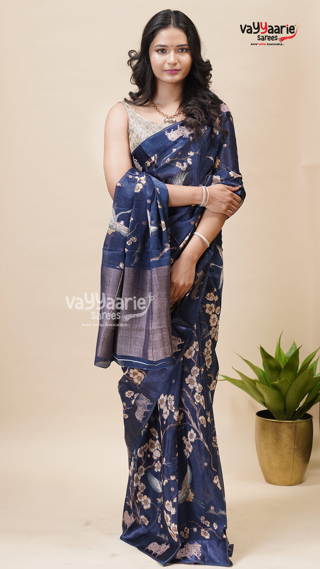 Budget Tissu Multicolour Saree for Women Hover Image