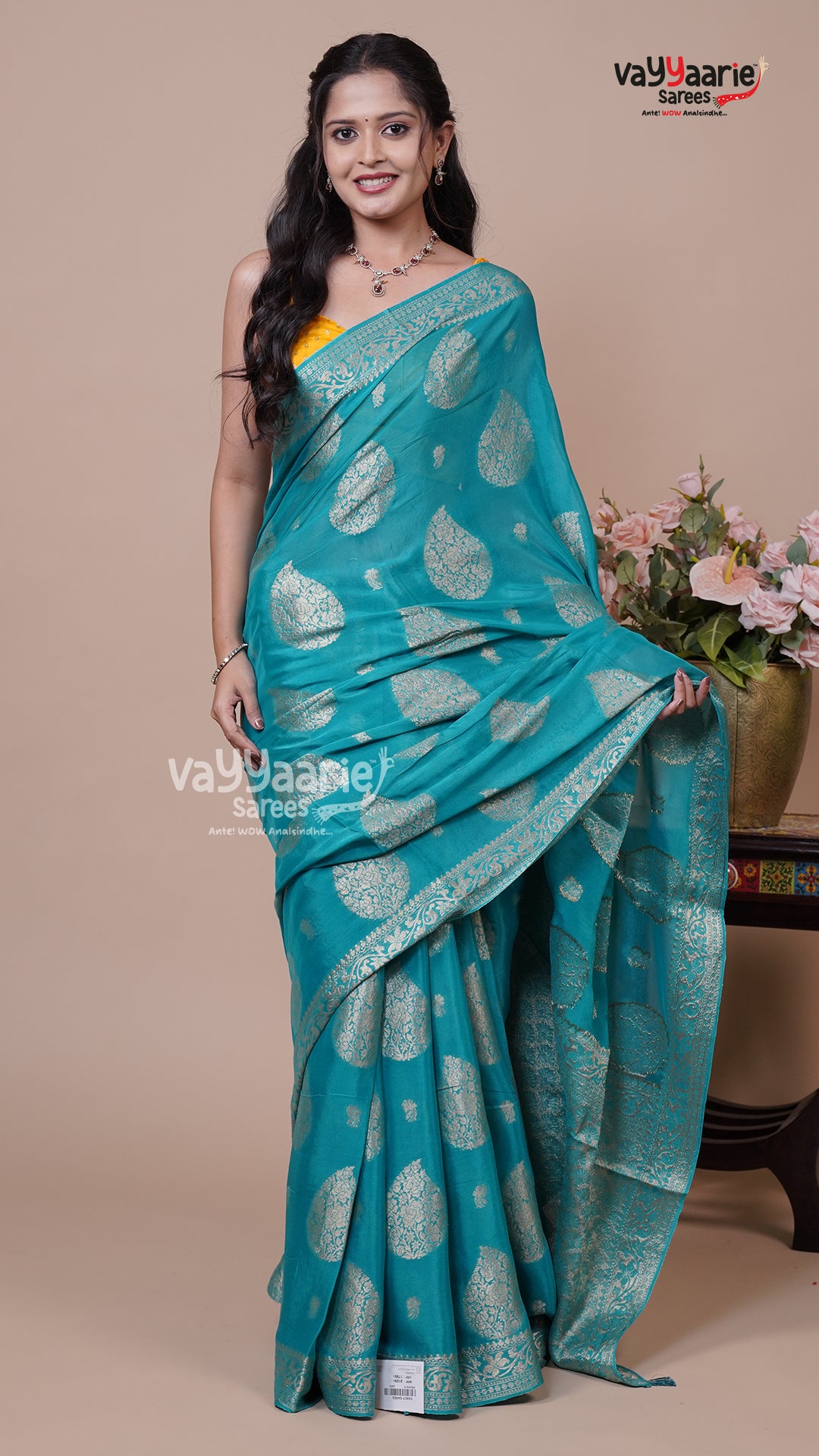 Graceful Banaras Mango Silk Saree for Wedding Events
