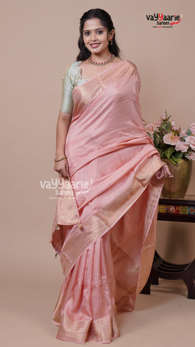 Crepe Saree for Evening Functions Main Image