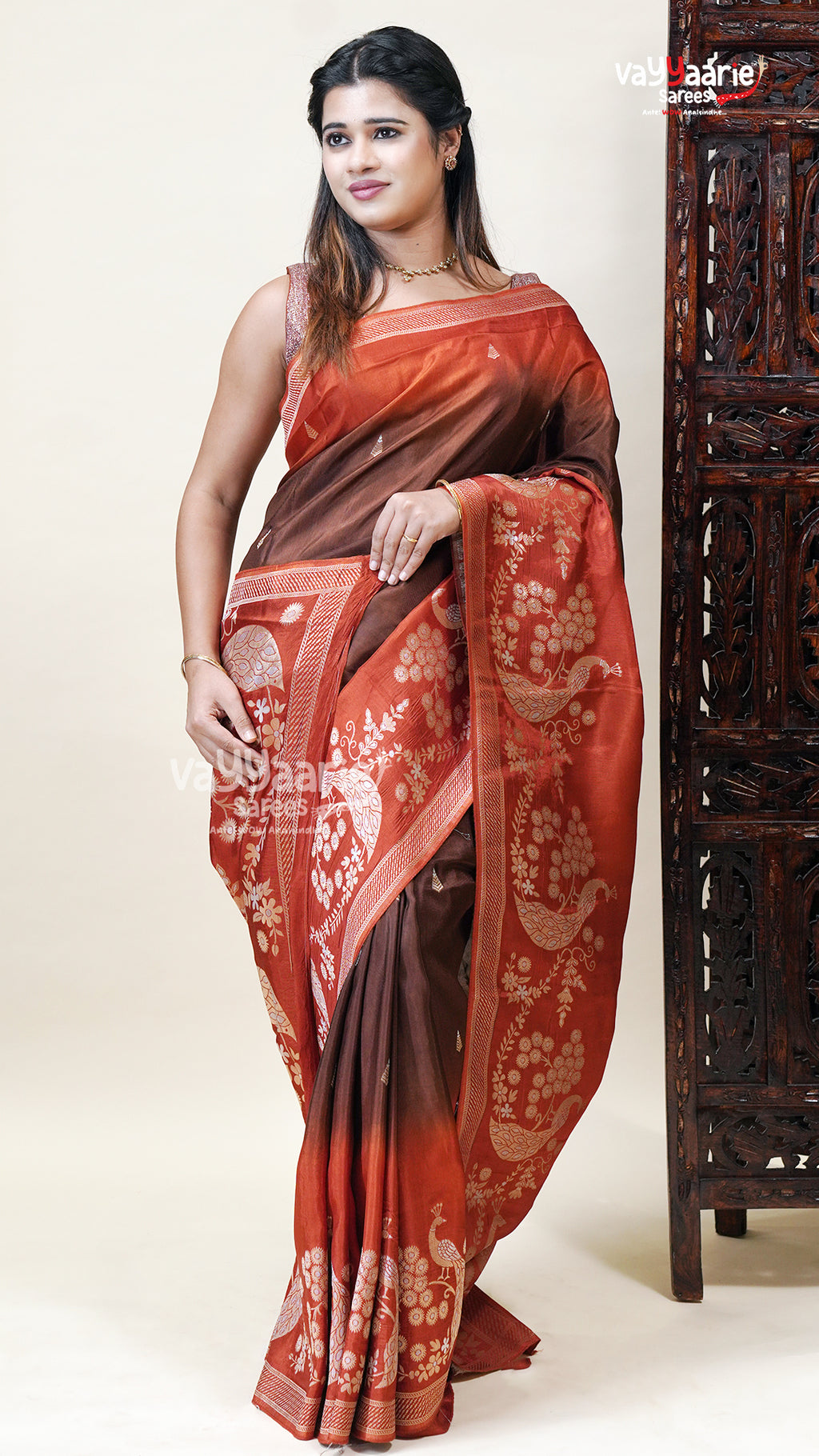Trendy Multicolour Tissu Saree for Gifting