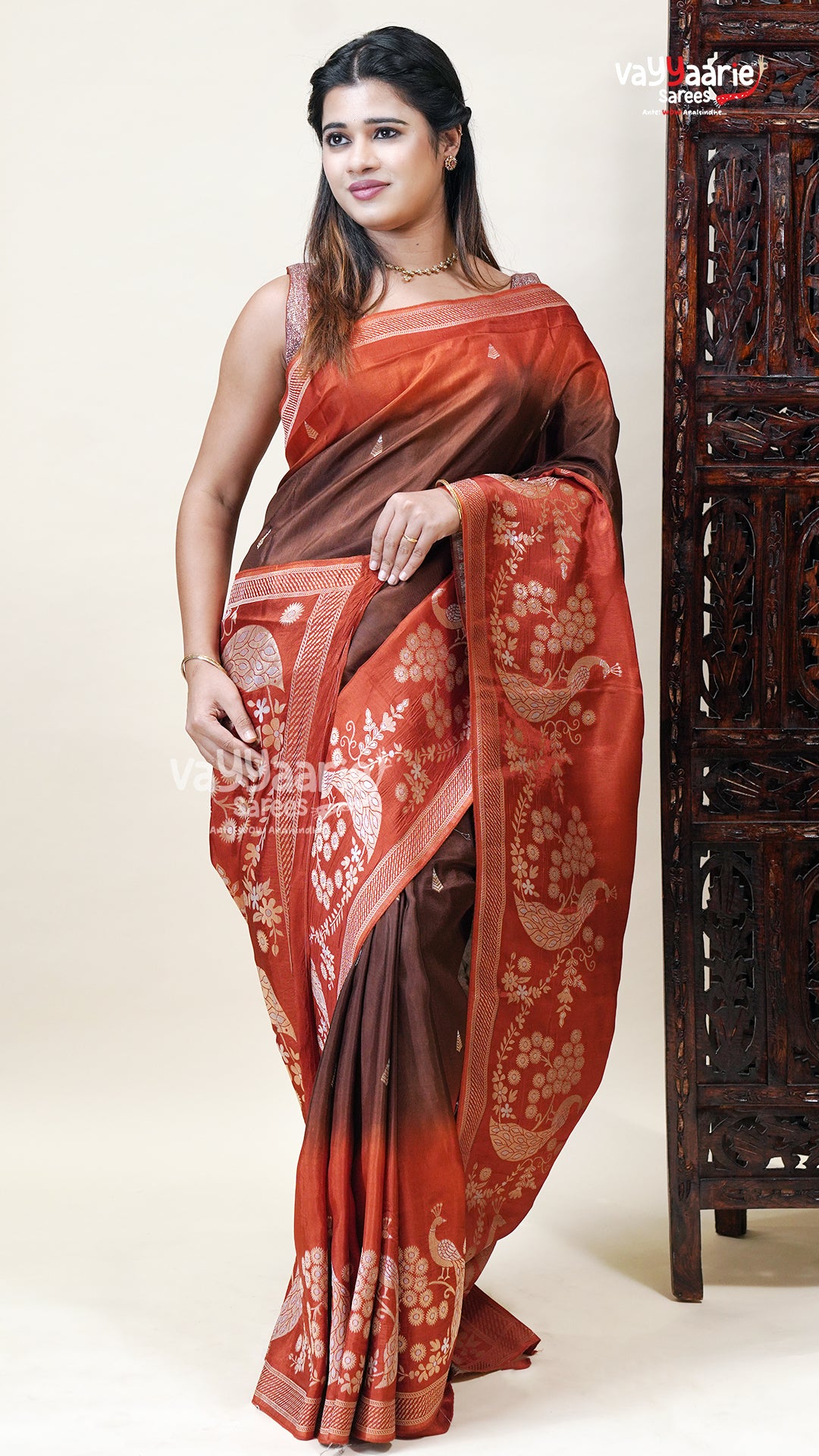 Trendy Multicolour Tissu Saree for Gifting