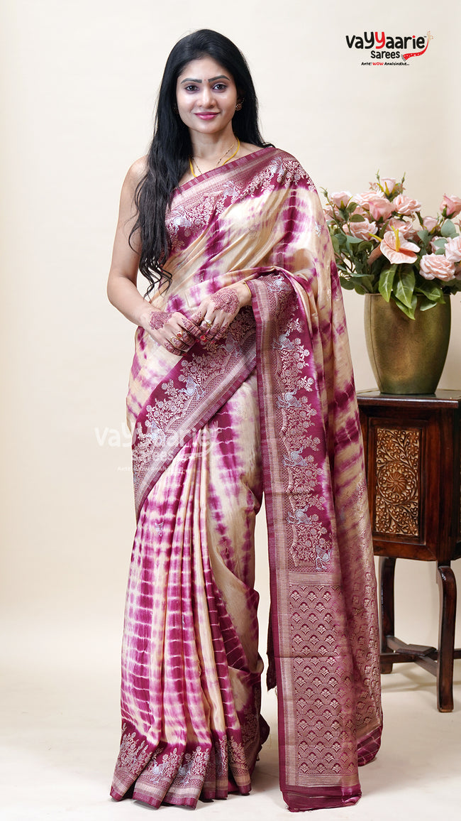 Fancy Tissue Saree for Wedding Guest Looks Hover Image