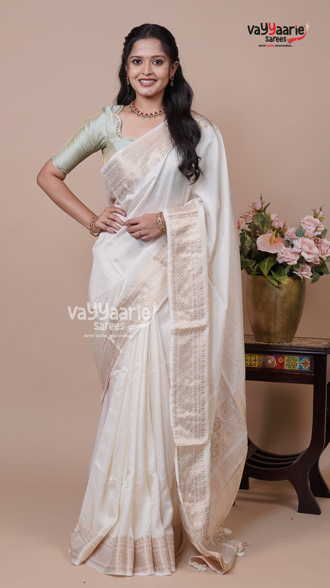 Crepe Saree for Celebrations Hover Image