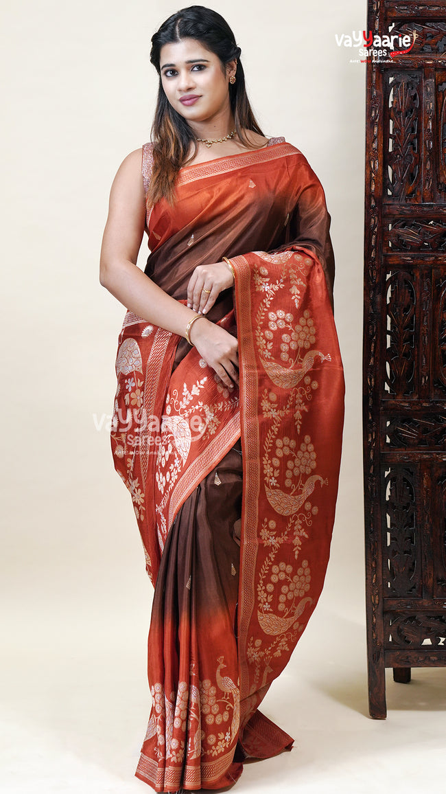 Trendy Multicolour Tissu Saree for Gifting Hover Image