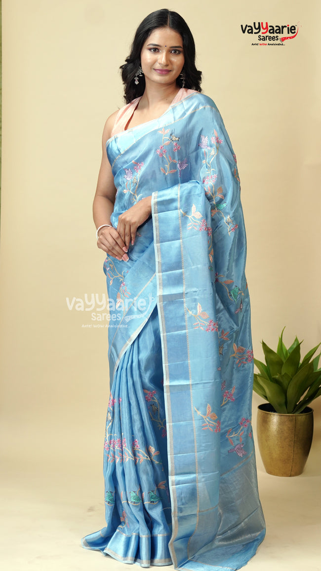 Soft Drape Multicolour Tissu Saree Hover Image