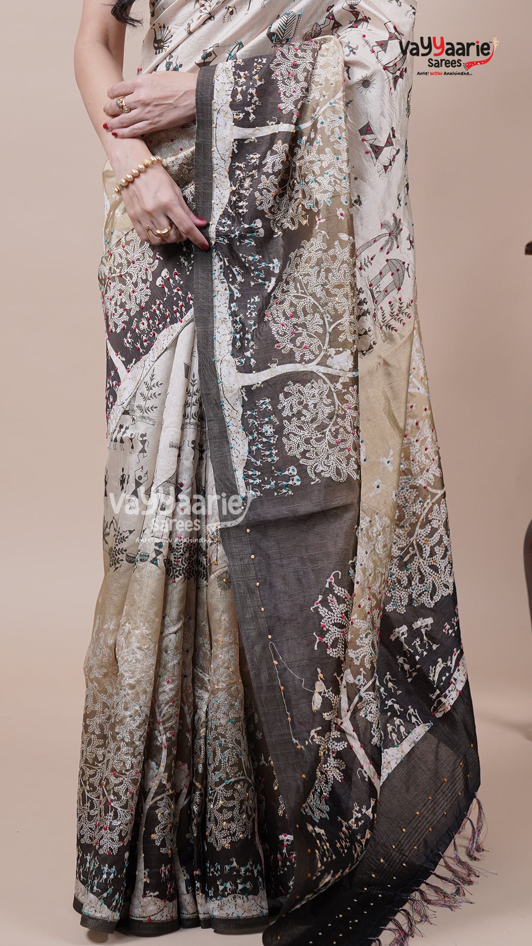 Graceful Dola Silk Saree for Wedding Events