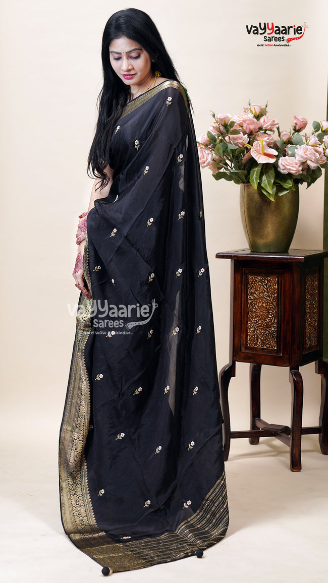 Mango Silk Designer Saree for Special Days Main Image